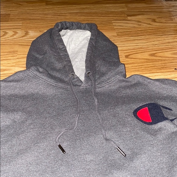 Champion sweatshirt - Picture 3 of 3